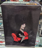 Elvira Mistress of The Dark Lounge bobblehead - Vault 82
