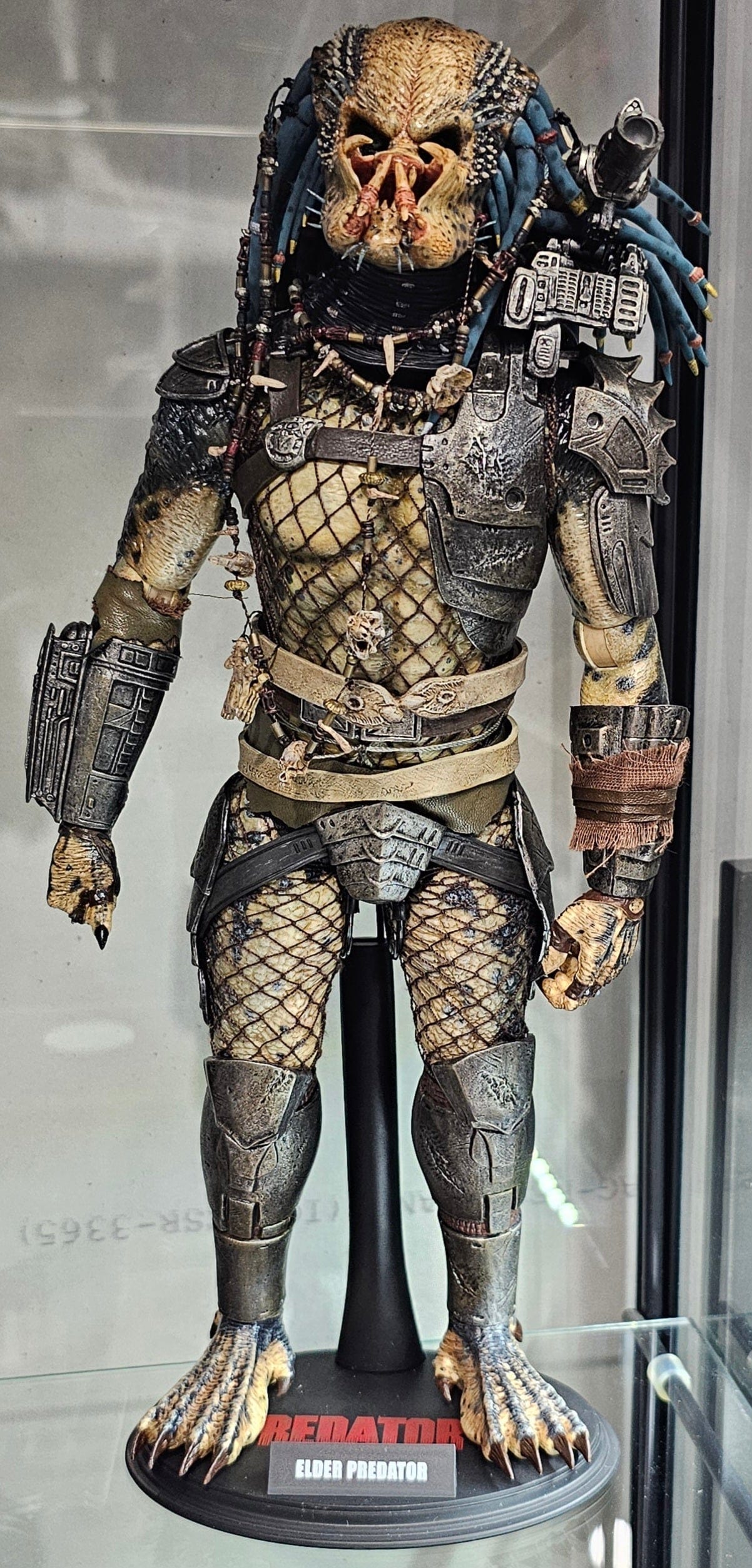 HotToys - The Predator 2 Elder Predator 1/6 Scale Action Figure - Vault 82