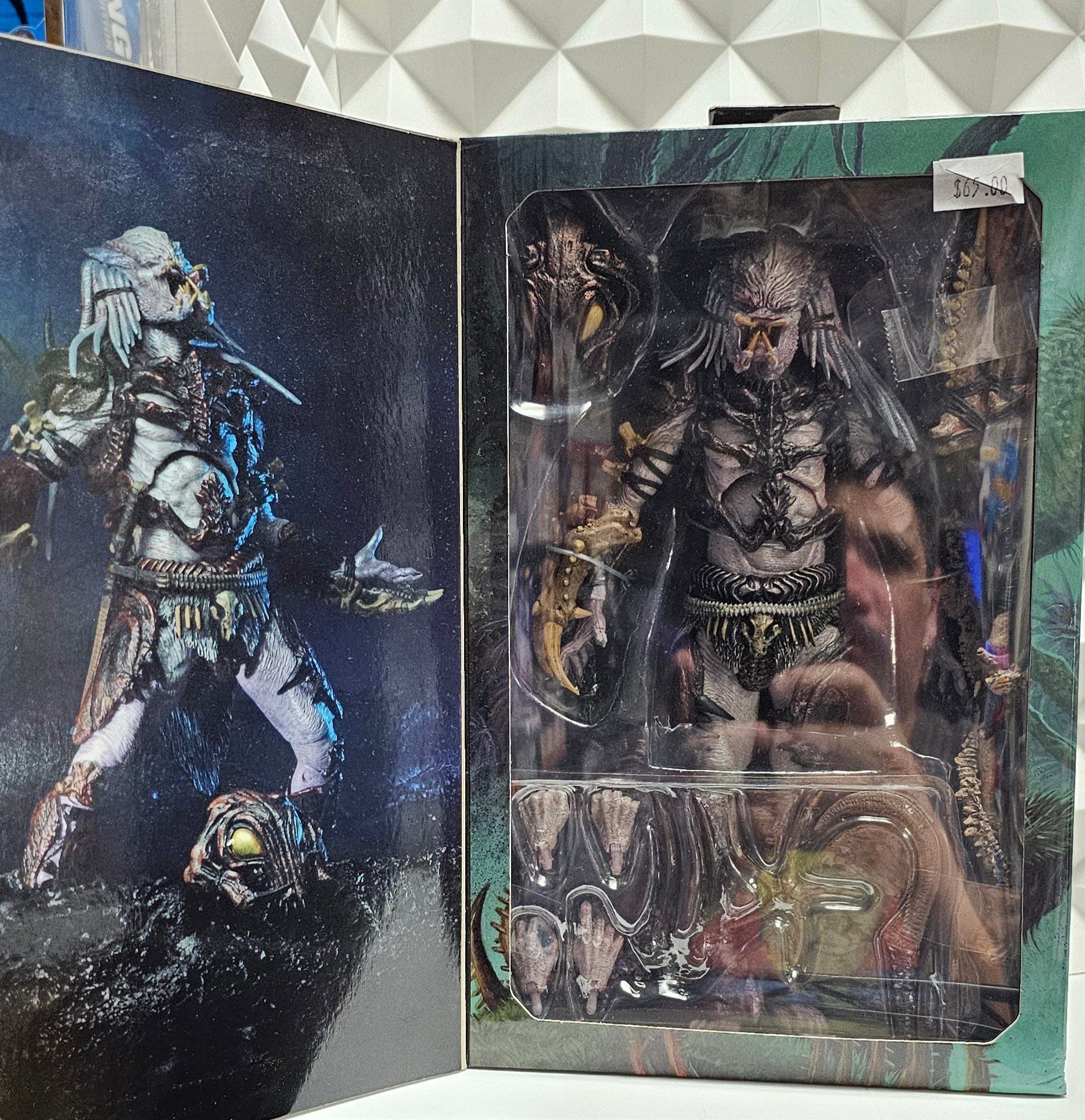 NECA Predator - Alpha Predator Action Figure (100th Predator Figure Special Edition) - Vault 82