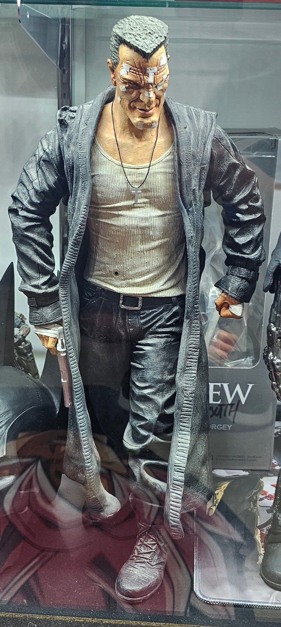 Sin City - Marv Action Figure / Collectible Statue - Vault 82
