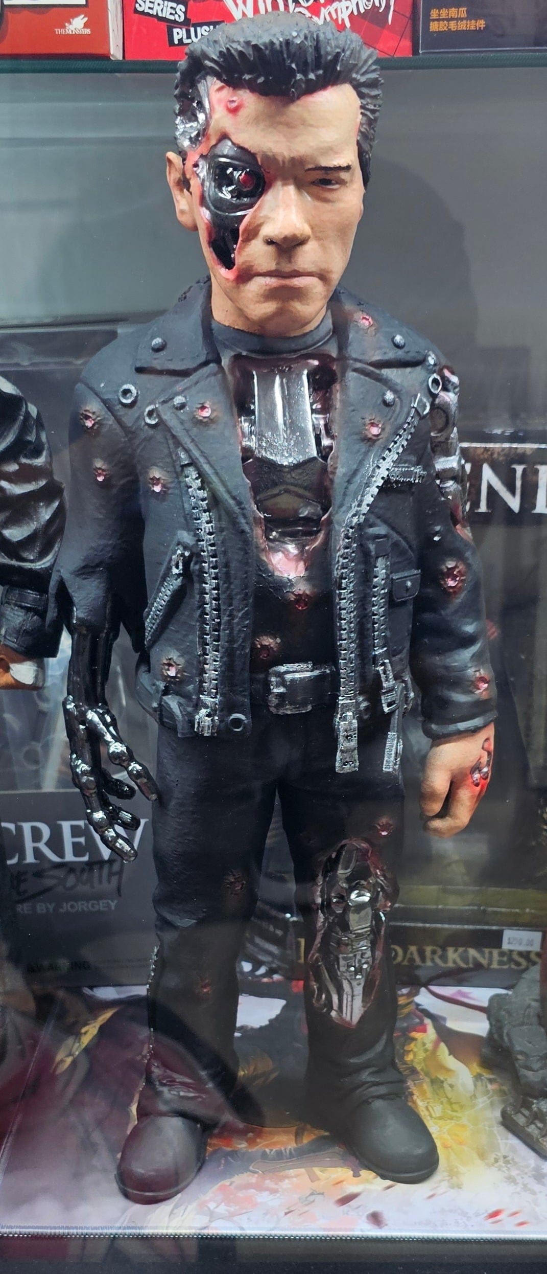 Terminator T - 800 Battle Damaged Figure - Vault 82